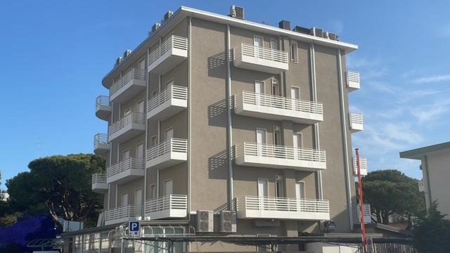 Hotel Jesolo Sand Bagian luar foto
