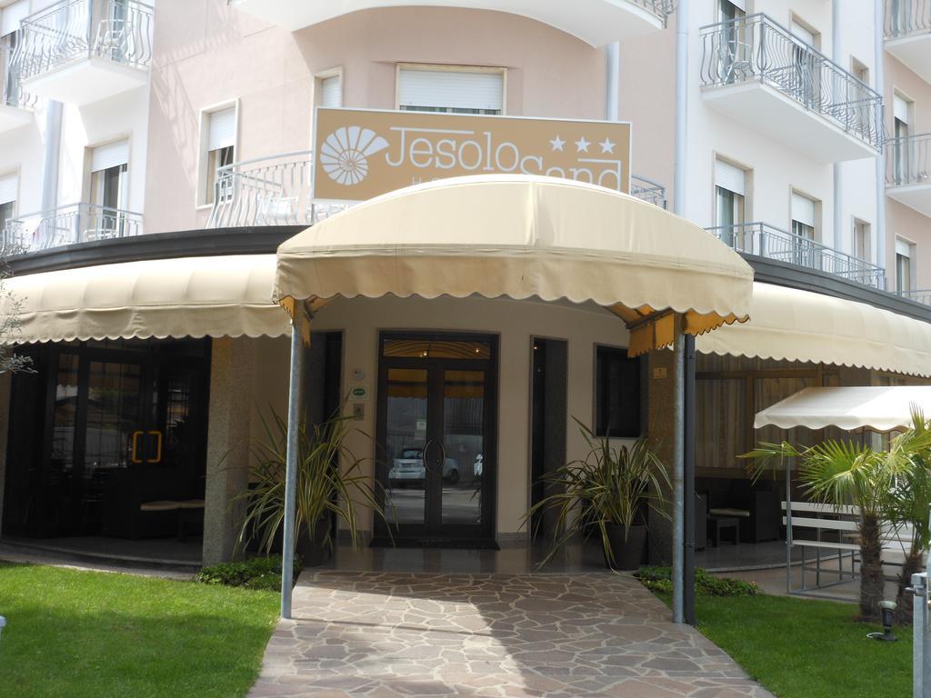 Hotel Jesolo Sand Bagian luar foto
