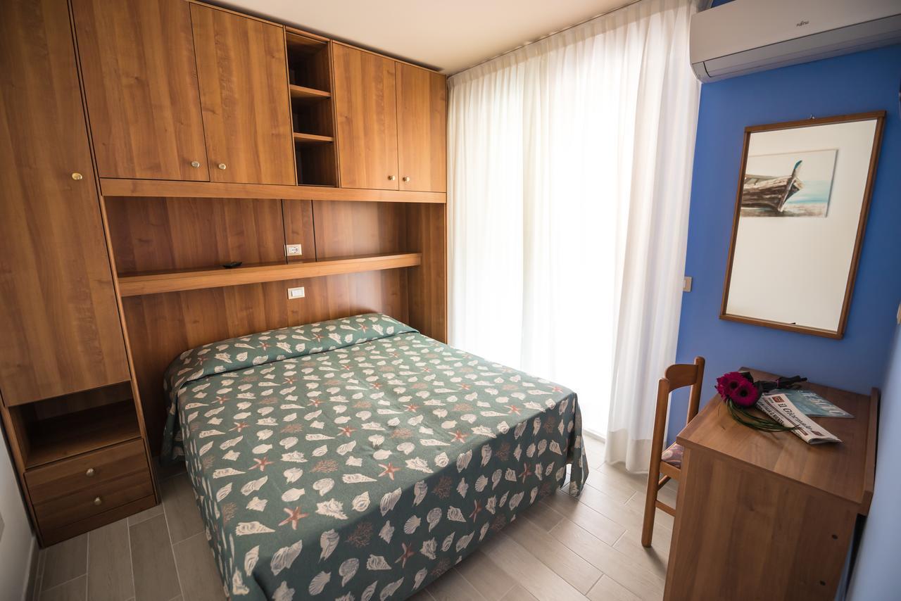 Hotel Jesolo Sand Bagian luar foto